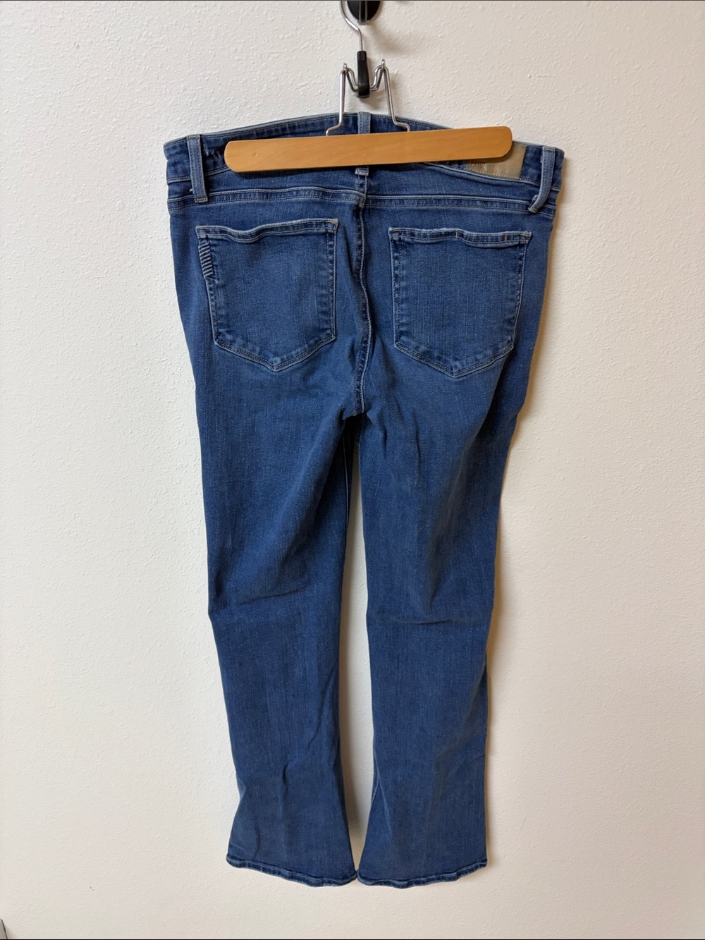 Paige Women's manhattan Classic Blue Denim Jeans size 30 - Picture 2 of 4